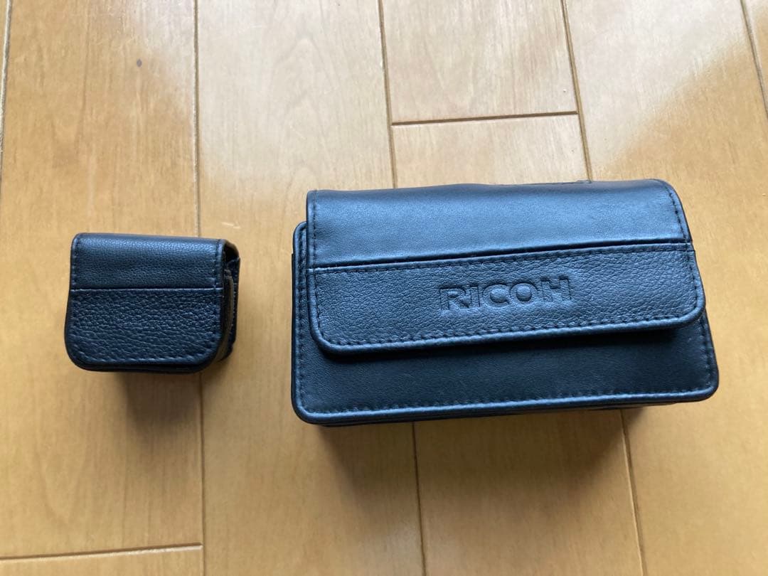 RICOH GX200 コンパクトデジタルカメラ