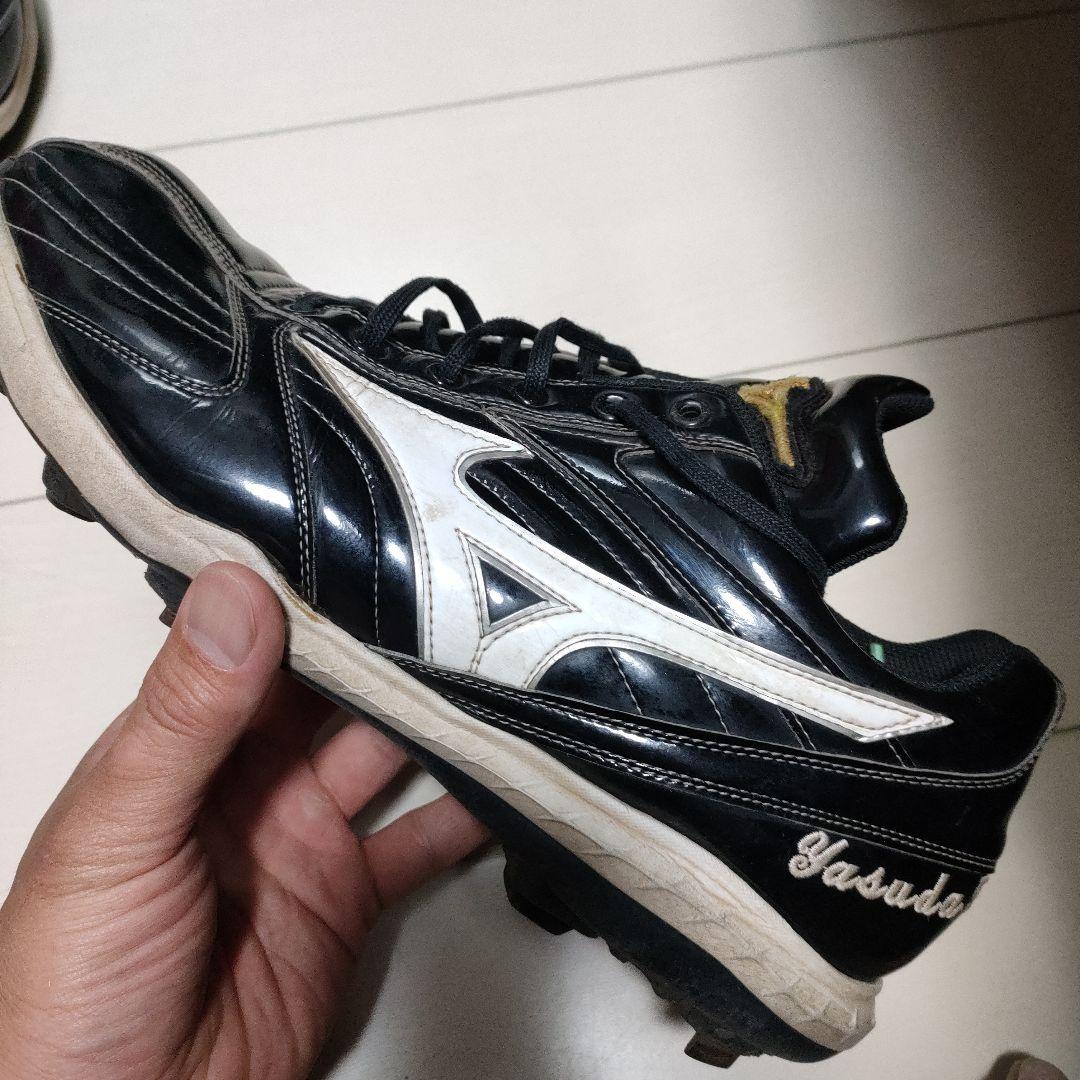 あ*。様 【レア】千葉ロッテマリーンズ安田選手　実使用スパイク　ミズノプロ　オー