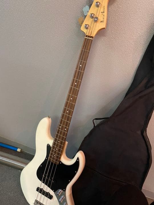 エレキギター ホワイト 袋付き