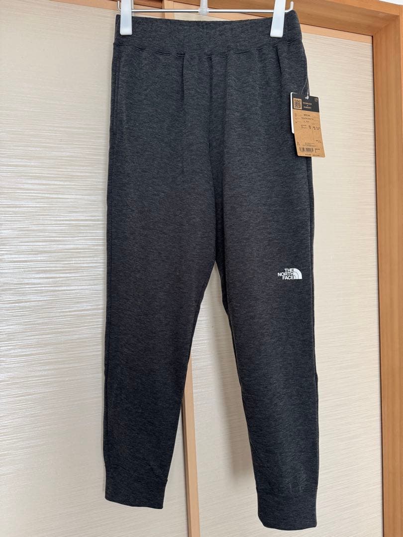 ノースフェイス　スウェットパンツ　NB82394