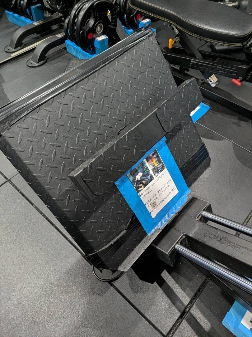 直接引取　Powertec パワーテック コンパクトレッグスレッド レッグプレス