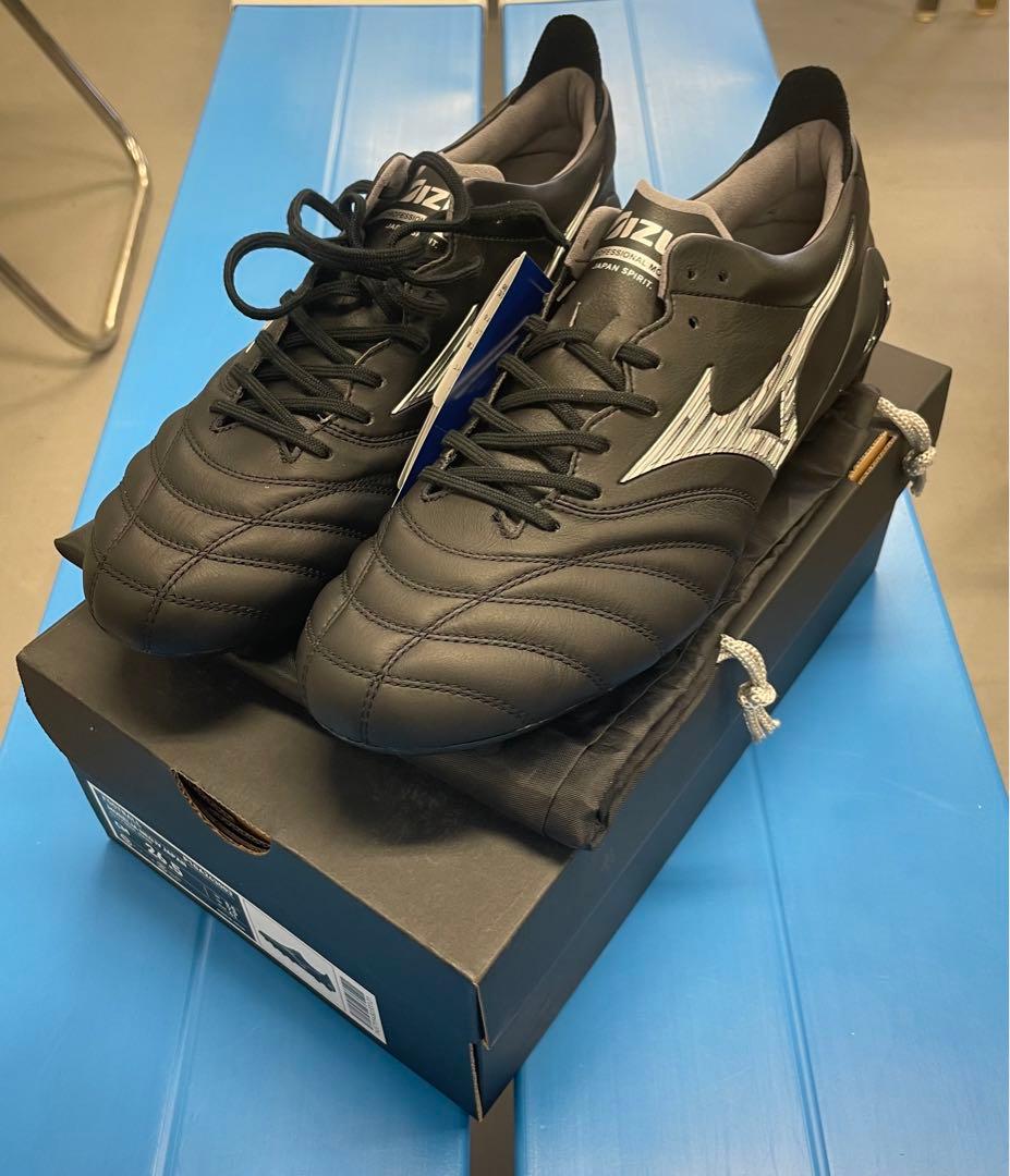 モレリアネオ 4 JAPAN（ブラック×ギャラクシーシルバー）