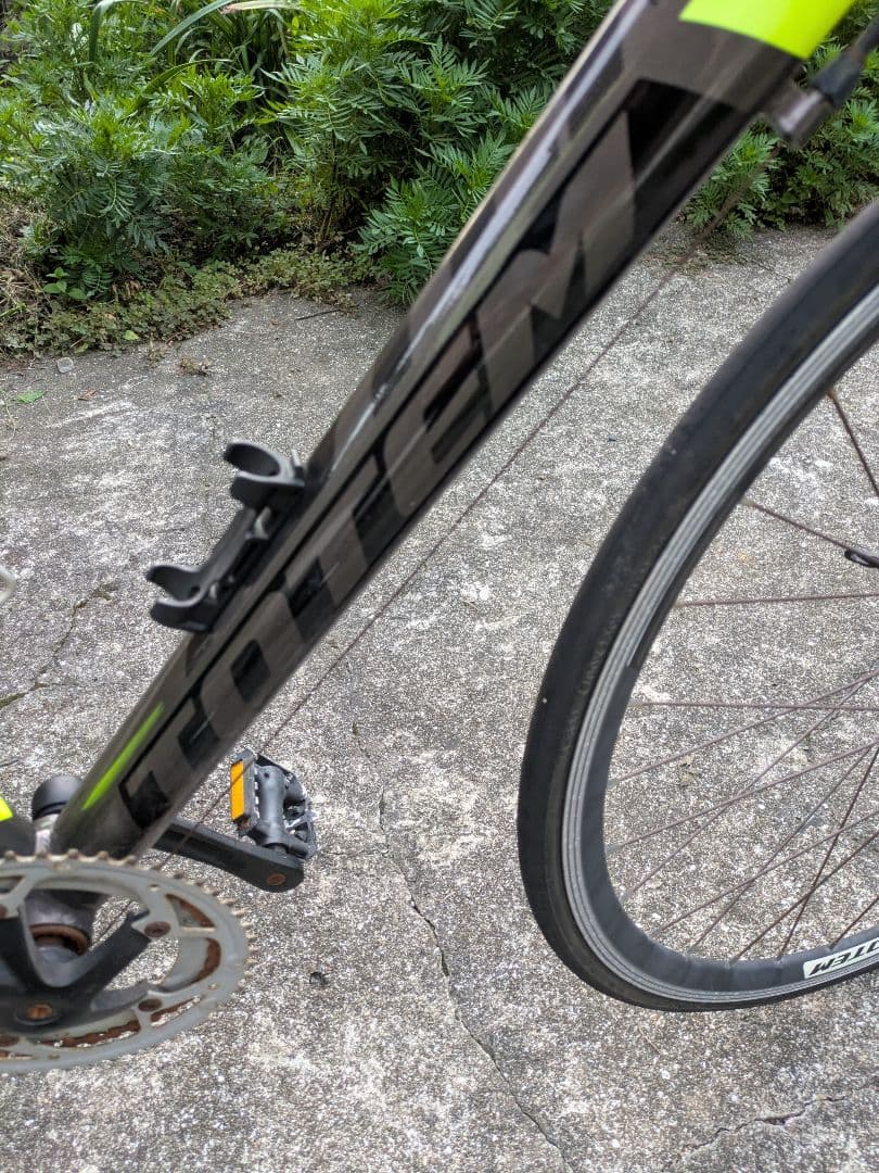 TOTEM ロードバイク グレー/イエロー アルミ製