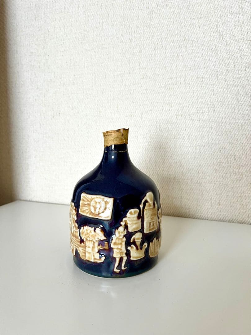 【未開栓】SUNTORY THE WHISKY 有田焼 760ml 古酒