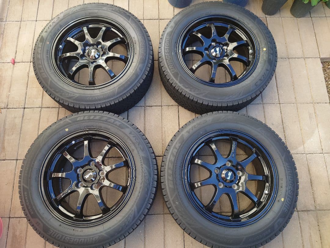 送料込み 205/60R16 VRX3 スタッドレス　アルミホイールセット 4本