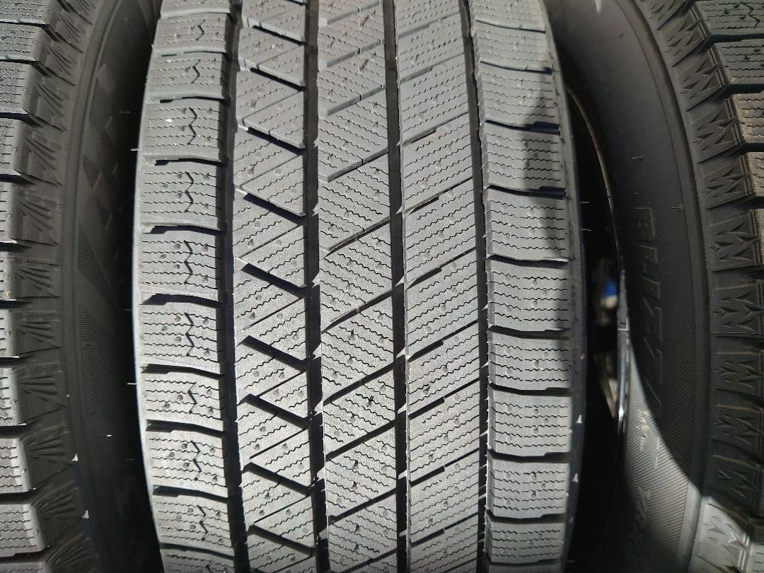送料込み 205/60R16 VRX3 スタッドレス　アルミホイールセット 4本