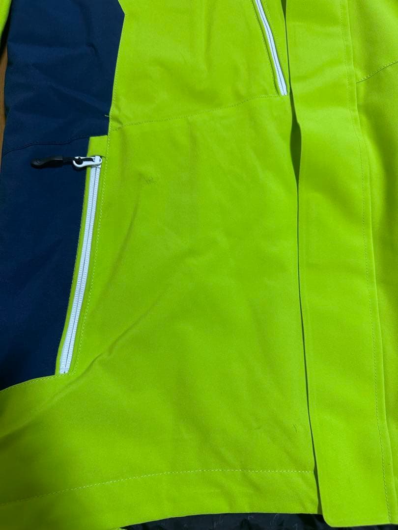 ON-YO-NE（オンヨネ）スキーウェア（上）