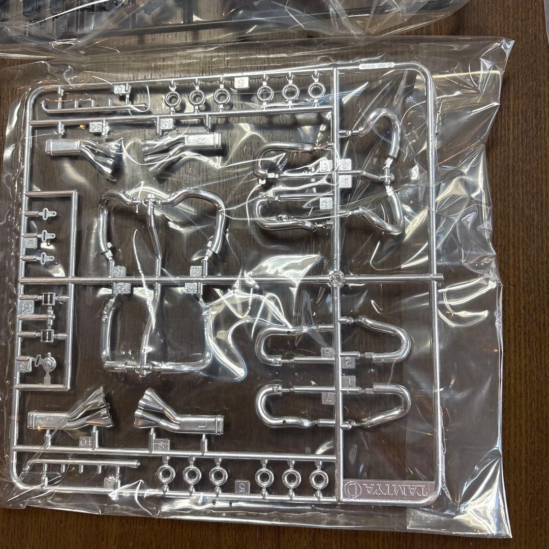 タミヤ　プラモデル　1/12 フェラーリ　641/2 （F190）　未組立