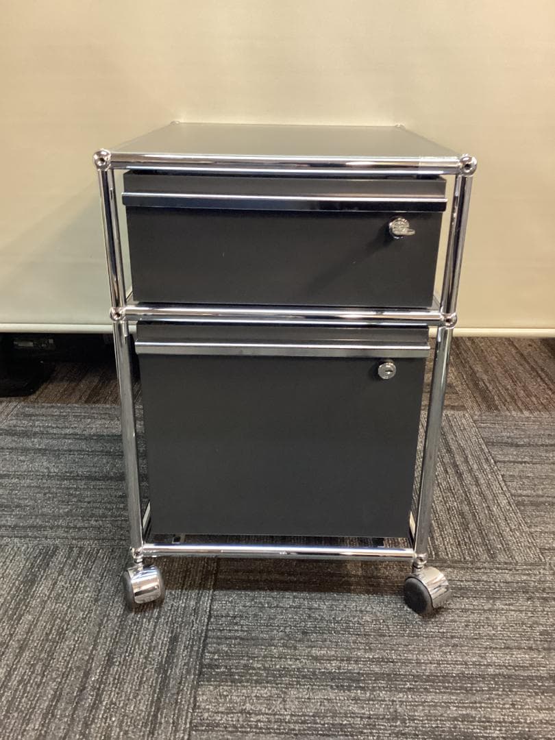 鍵付き　USMハラー　ロールボーイ　２段　デスクワゴン　アントラサイト　A