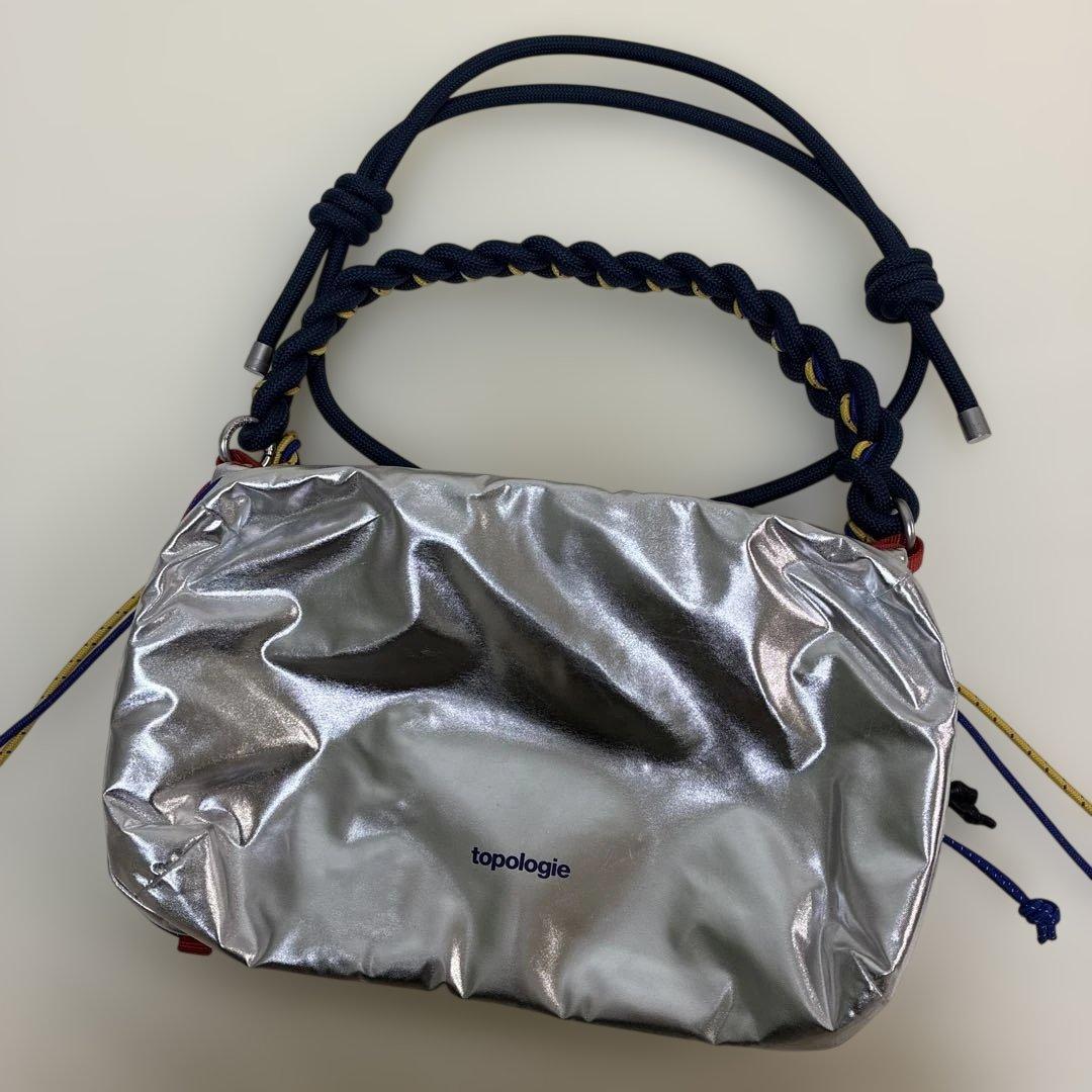 トポロジー　ボトルサコッシュ　ラージ　シルバー　ショルダーストラップ　現行品