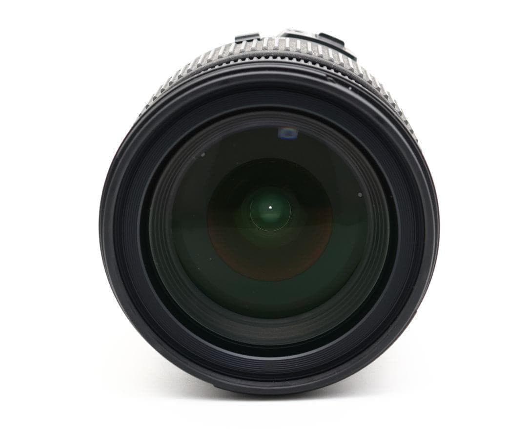 ■完動品 Nikon D7000 デジタル一眼レフ　ショット数12669