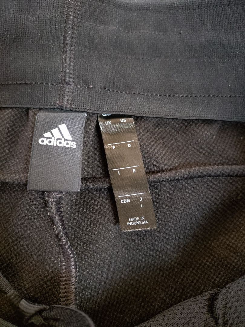 値下げ！アディダス z.n.e ストームヘザーフーディー セットアップ風