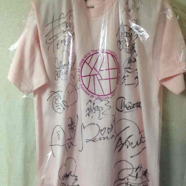AKB48大運動会チームA当時メンバー直筆サイン入りTシャツ