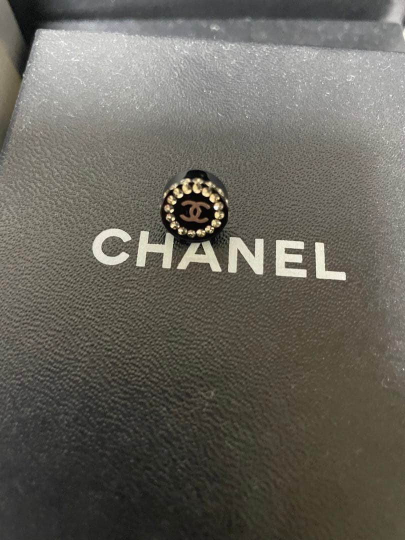 シャネルピアス