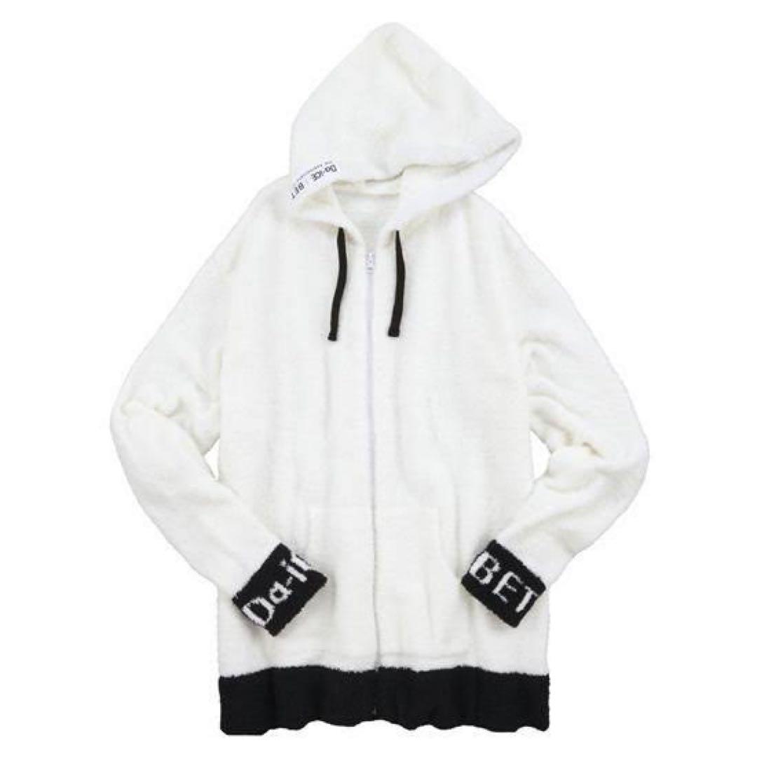 Da-iCE もこもこパーカー