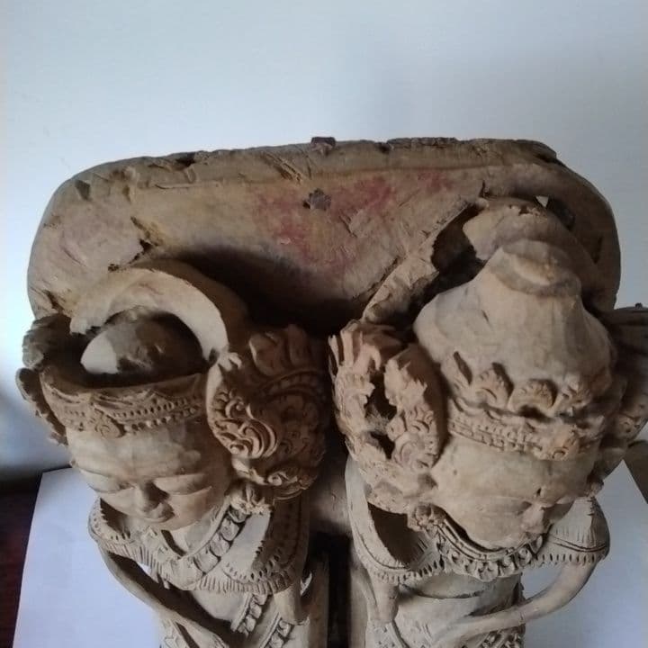 木製彫刻 二体の人物像　インドネシア　台座付き　アンティーク