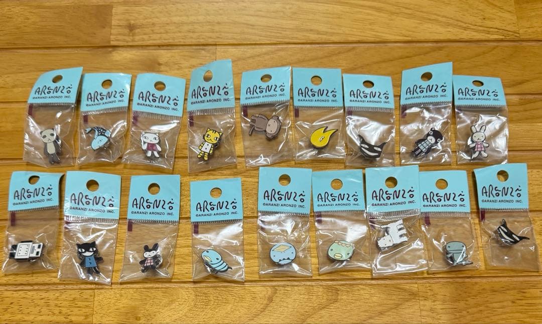 アランジアランゾ❤️カッパ　とかげ　他　計18種ピンバッジ　ピンズ
