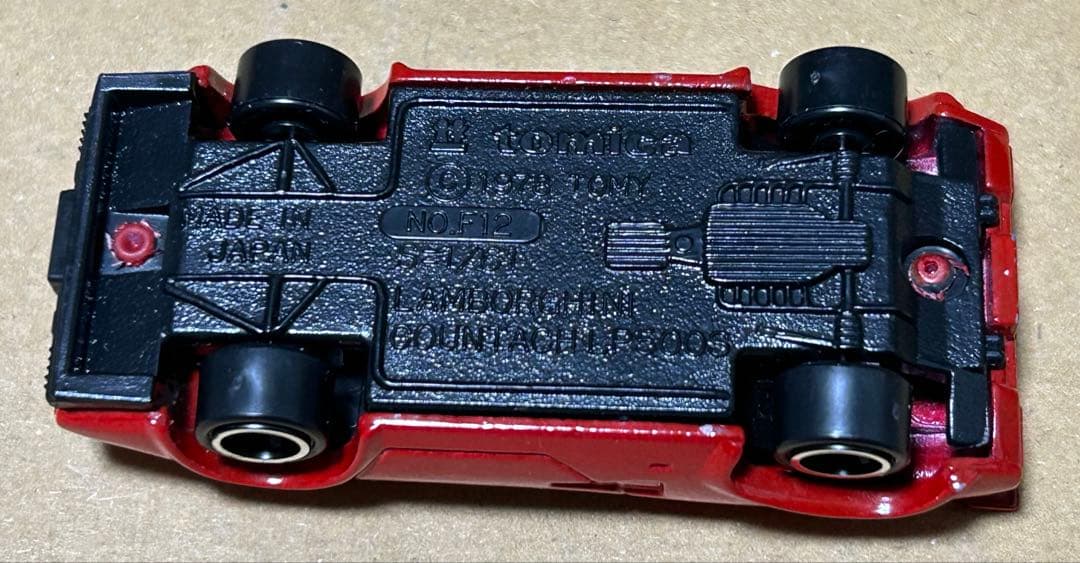 日本製 トミカ ランボルギーニ カウンタック LP500S