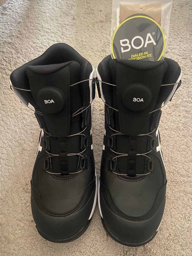 BOA スノーボードブーツ ブラック/ホワイト