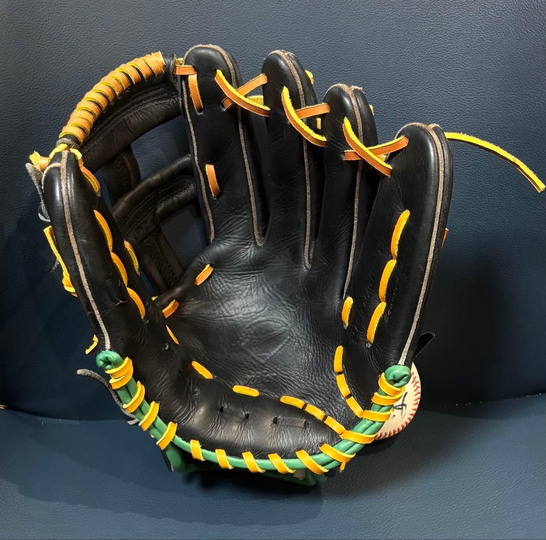 【匿名配送】入手困難ナイキ　オリジナルカスタム　硬式内野