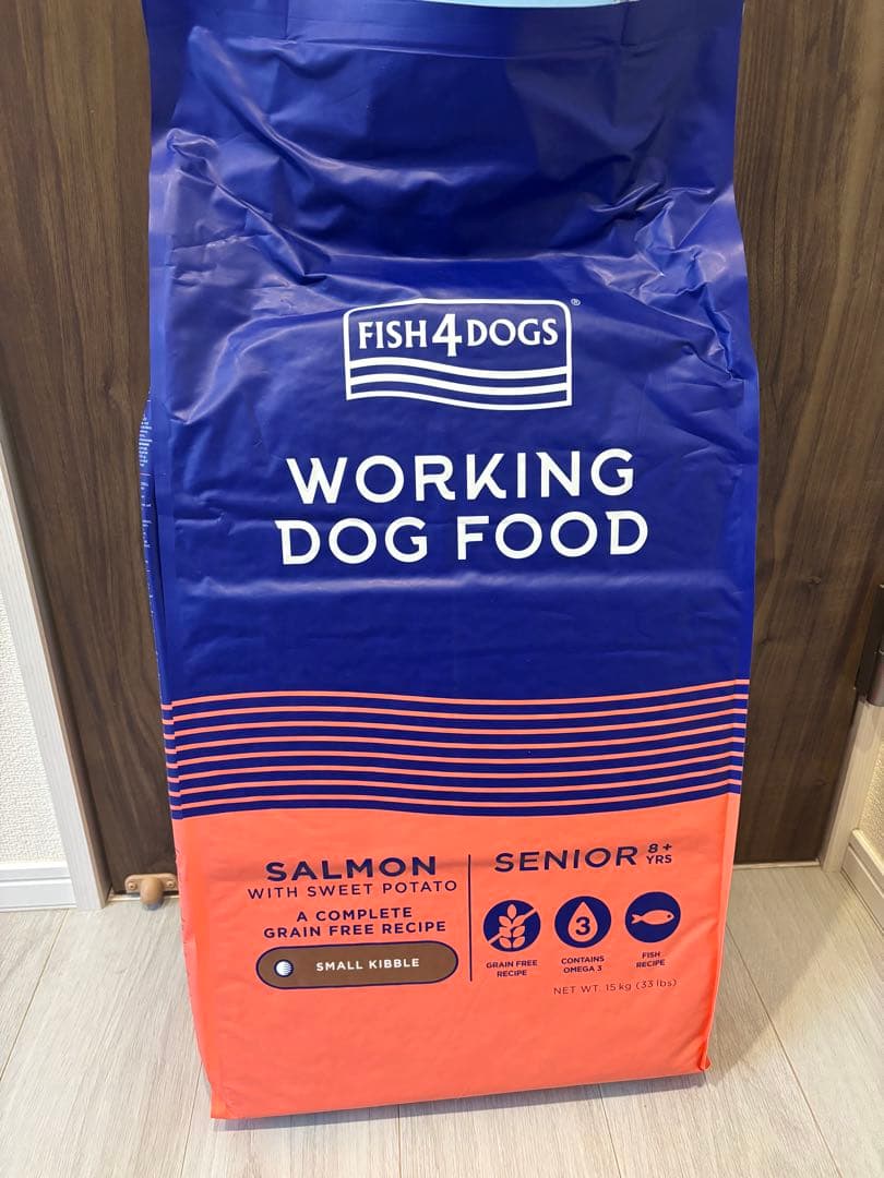 フィッシュ４ドッグ　サーモン　シニア15キロ