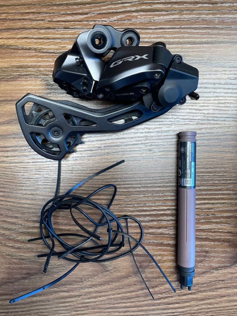 GRX RD-RX825 Di2 2×12用 + DN300 バッテリー　シマノ