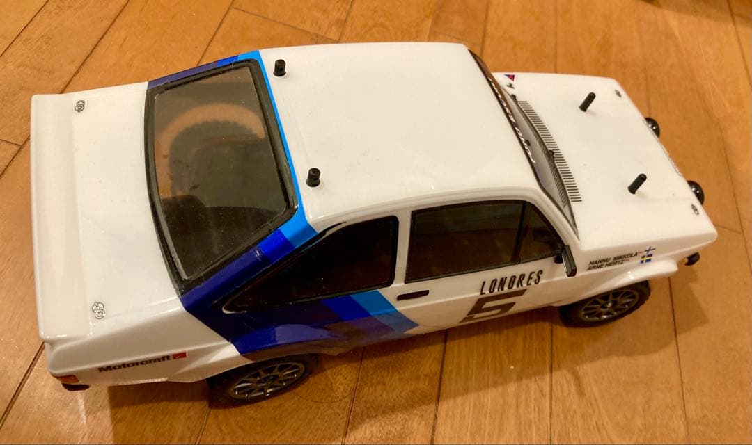 タミヤM-06PRO フォードエスコート少走行 オプション多数 メカ付き