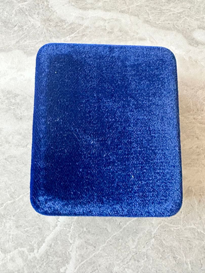 【田中貴金属製】輝け！ U.T. 宇宙人 ペンダントトップダイヤモンド0.1ct