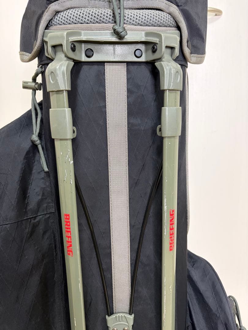 ブリーフィング　キャディバック&ヘッドカバーフルセット　キャップおまけ付き