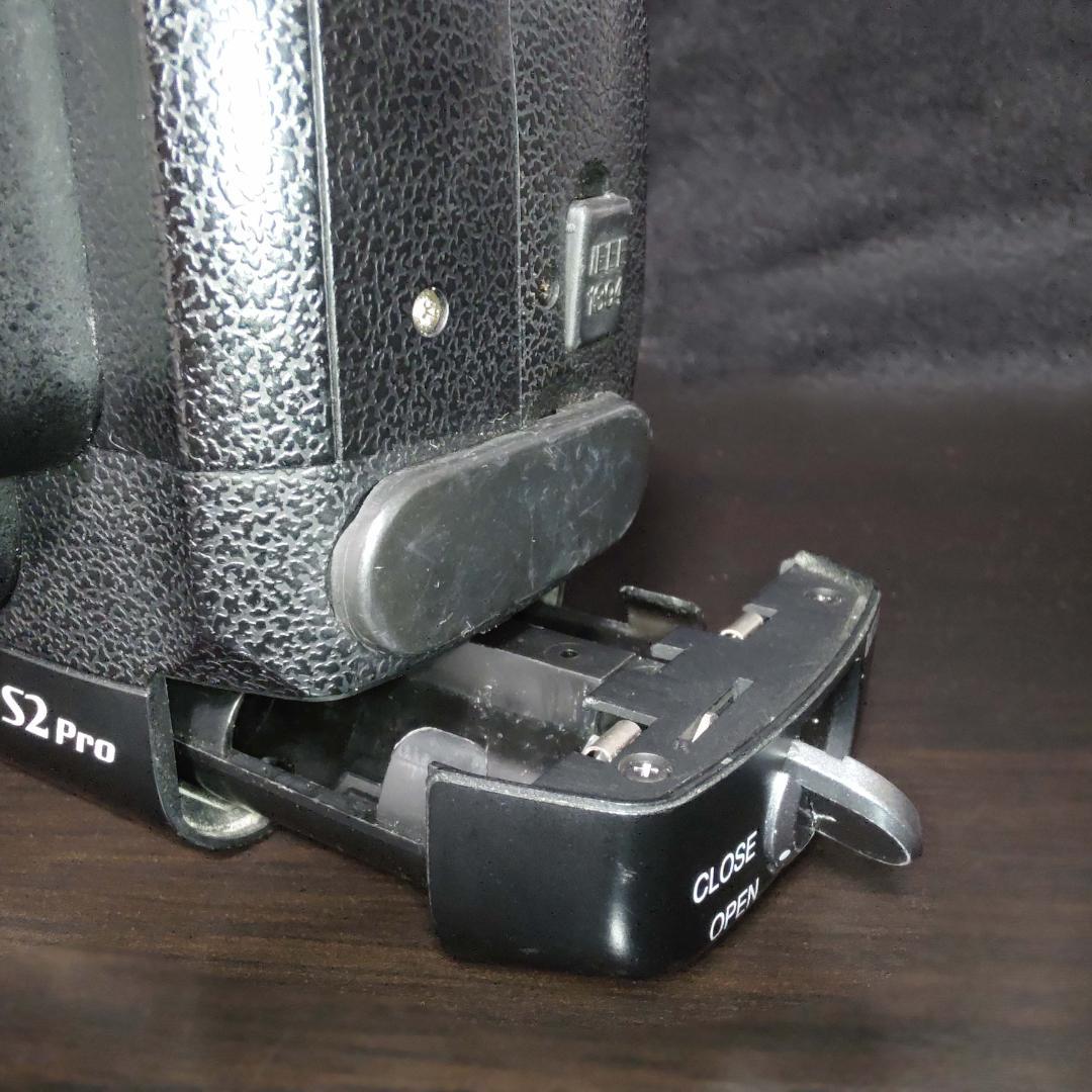 Fujifilm FinePix S2 Pro デジタル一眼レフ 中古・稼働品