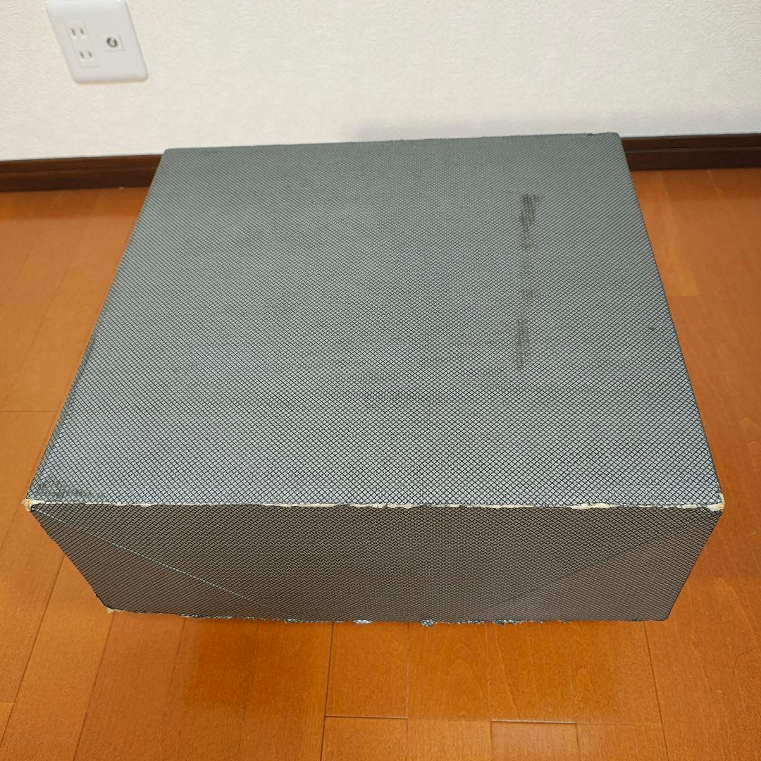 【送料無料】囲碁盤セット　脚付きヘソ有り　蛤貝白石 　那智黒石　碁笥