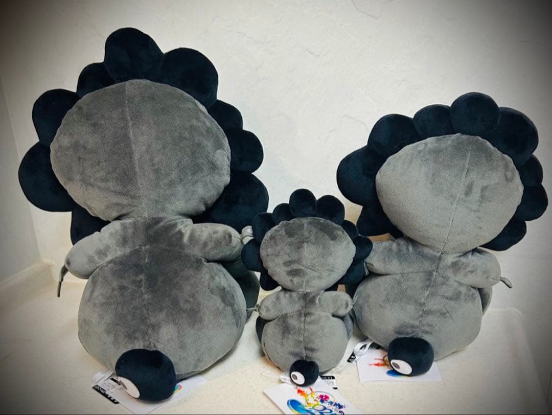 新品4点セット★EXPO2025 万博　黒ミャクお手玉風ぬいぐるみ ナップサック