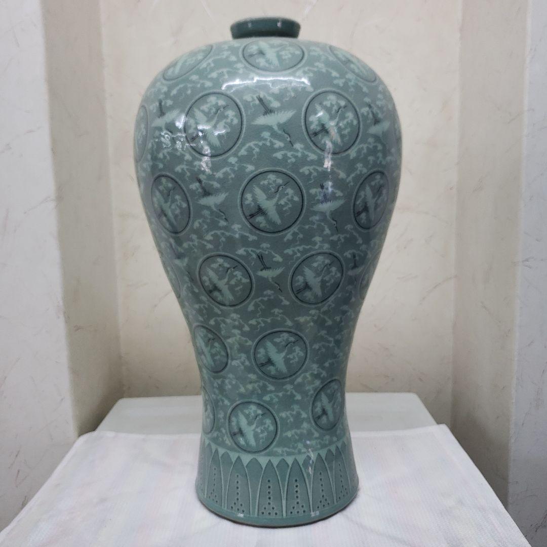 Ｂフライデー蔵出し特価　青磁 鶴模様 陶器 花瓶　作家物海剛作桐箱あり48cm