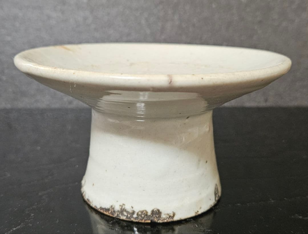 朝鮮古美術　朝鮮古陶磁器　古玩　李朝白磁　堅手　高付皿　台皿　祭器　仏教美術