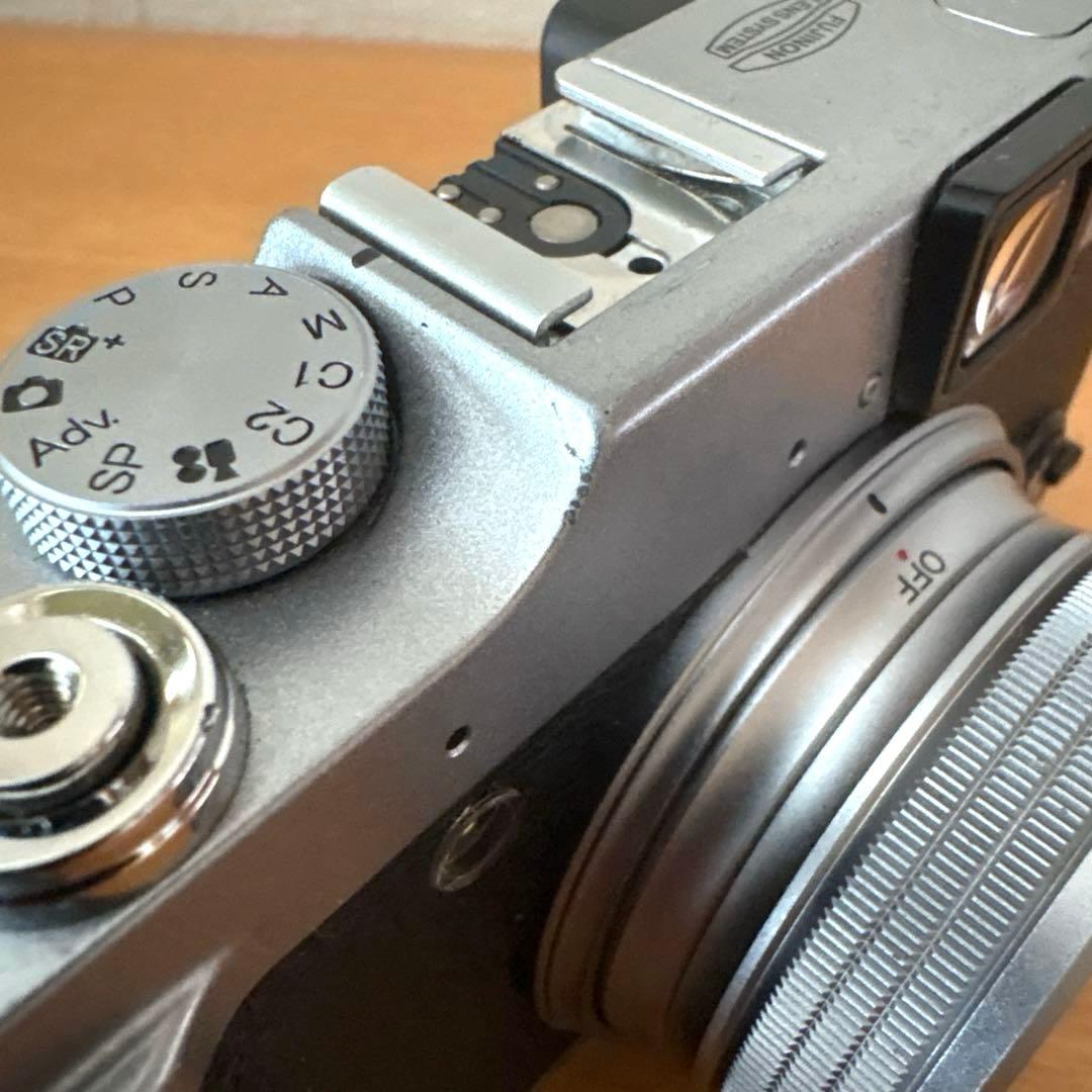 FUJIFILM Ｘ20 シルバー 【中古品】