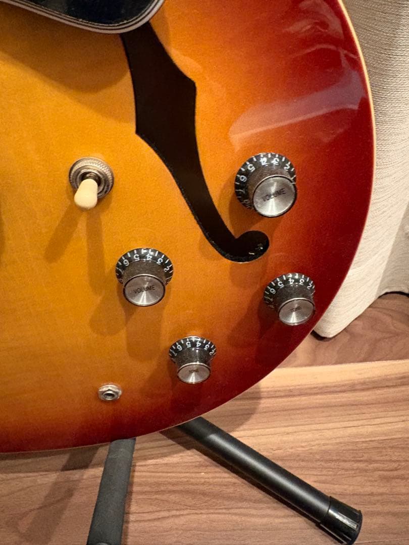 ギター Epiphone / Inspired by Gibson ES-335