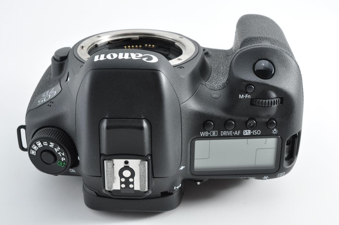 Canon EOS 7D Mark II APS-C デジタル BG-E16