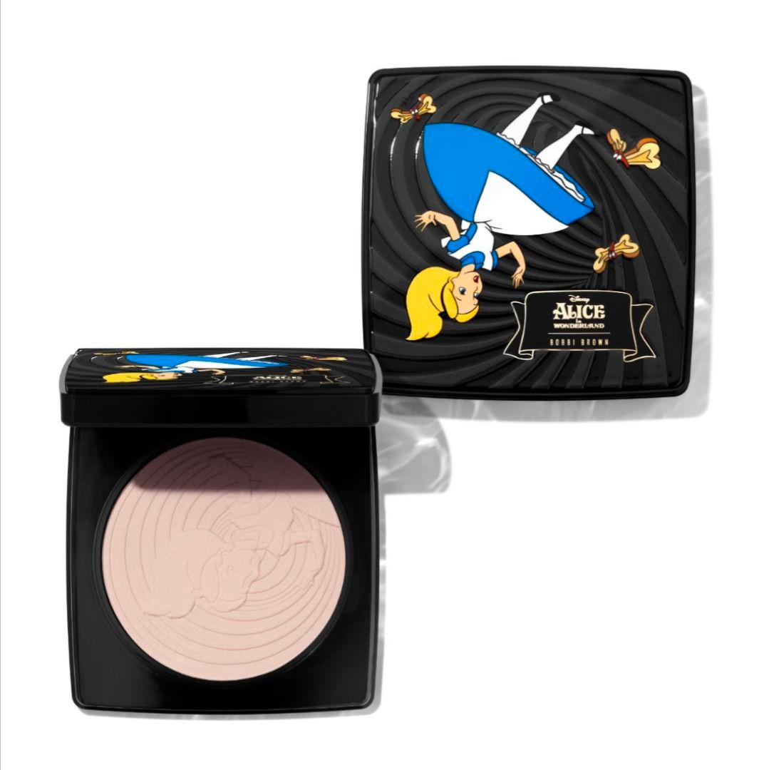 【新品未開封】ボビイブラウン☆アリスワンダーランド☆プレストパウダー