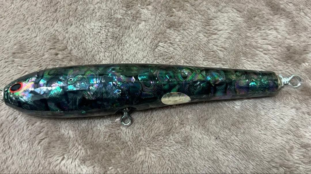 貝田ルアー　カットバック　イノー　アバロン