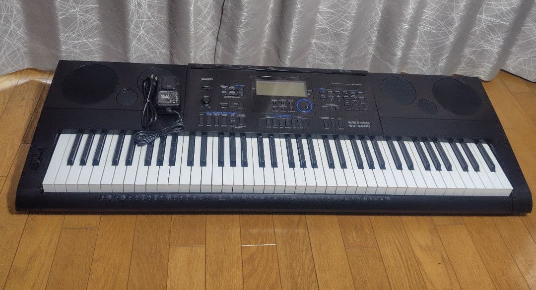 CASIO 電子キーボード WK-6600 76鍵盤 カシオ　700内蔵音色