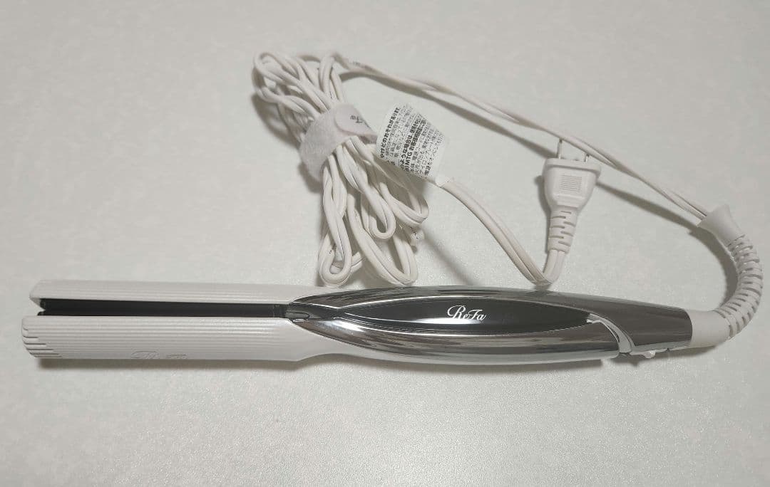 ReFa ストレートヘアアイロン RE-AC02A　ギャランティカードあり