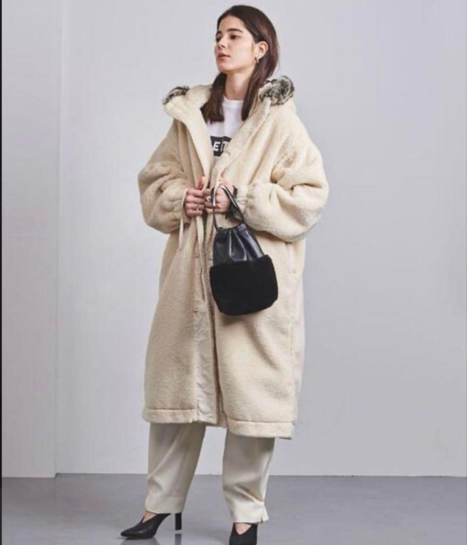 HYKE ボアフードコート