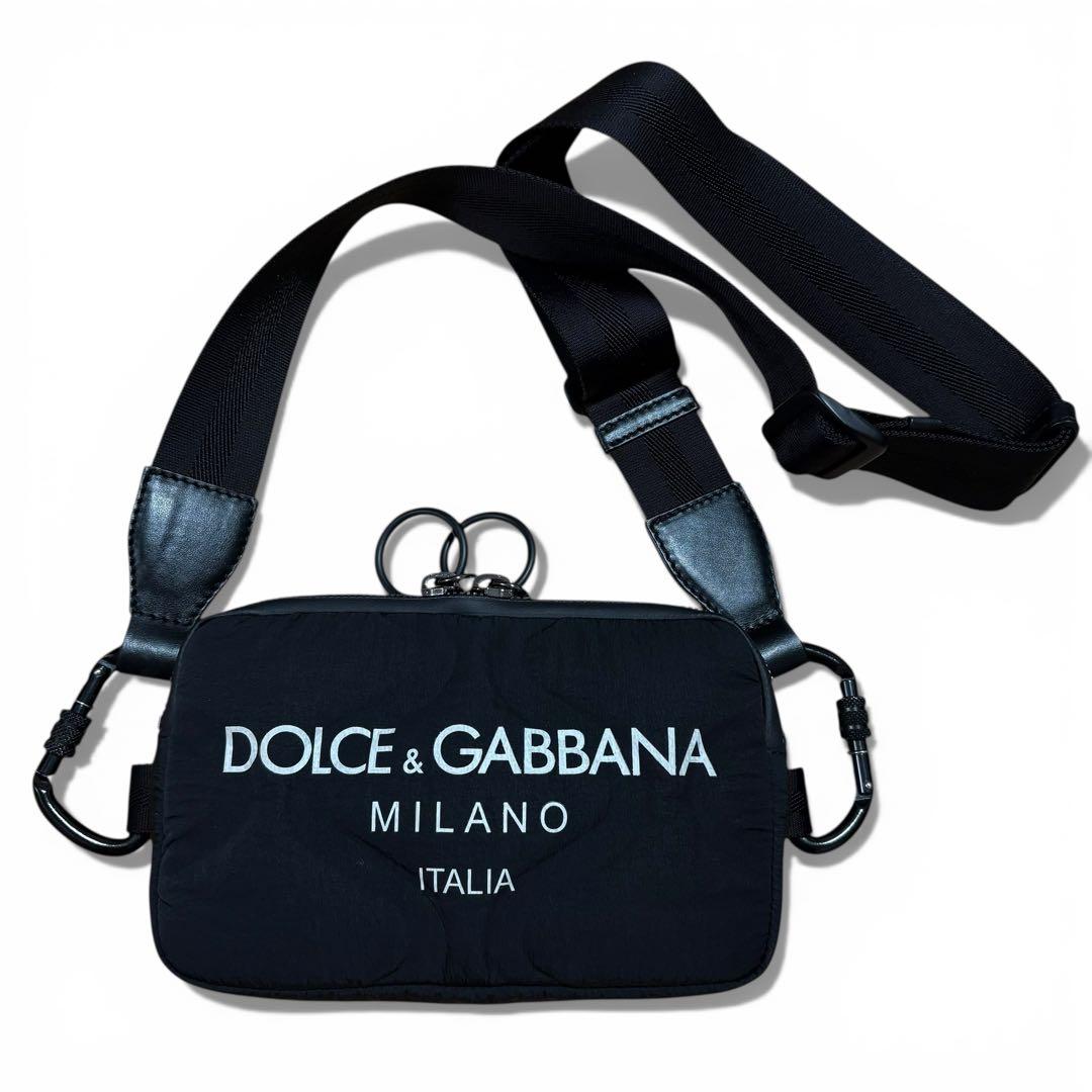 美品 DOLCE&GABBANA ロゴ ショルダーバッグ ナイロン 黒