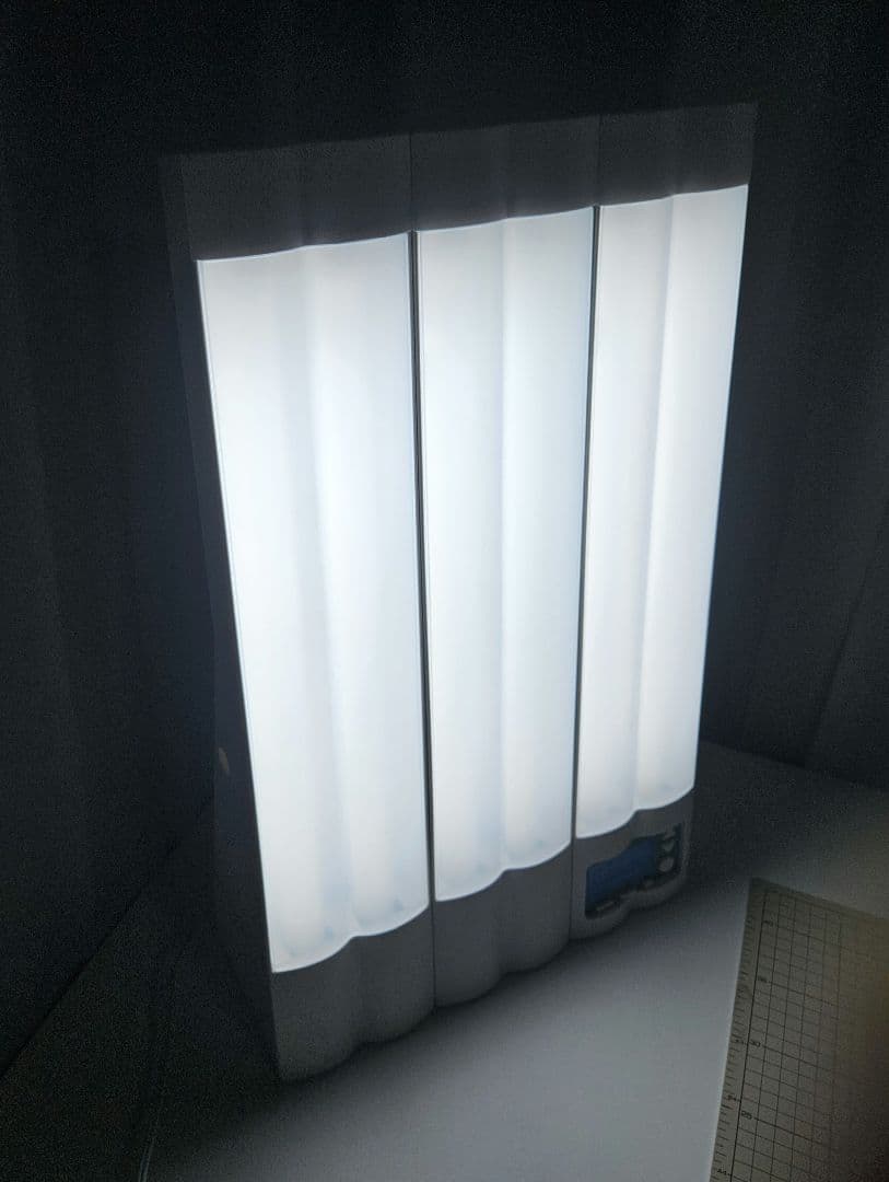 Bright Light ME+ ブライトライトME プラス