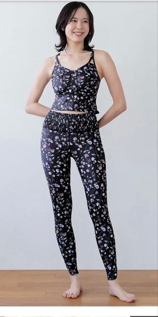 lavaヨガウェア パンジー下　Mサイズ