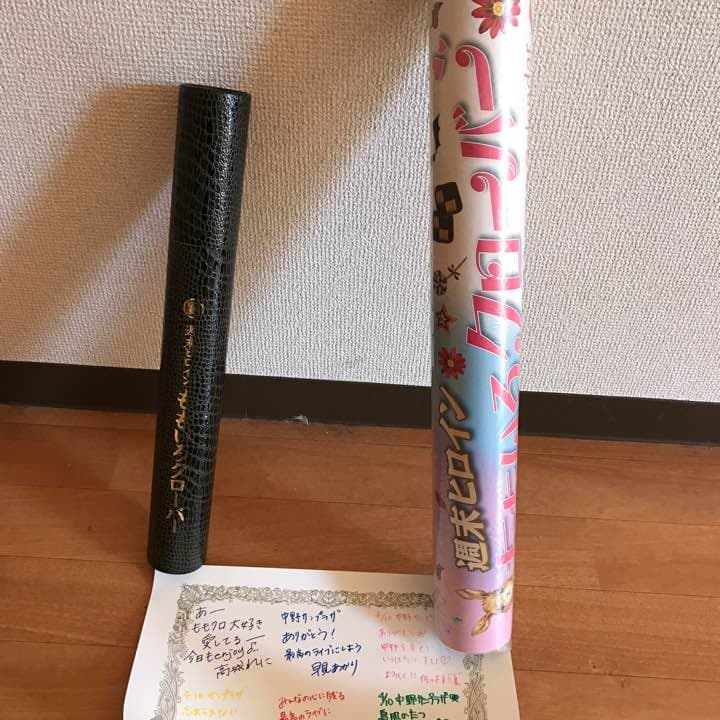 ももクロレアグッズ、サイン大量