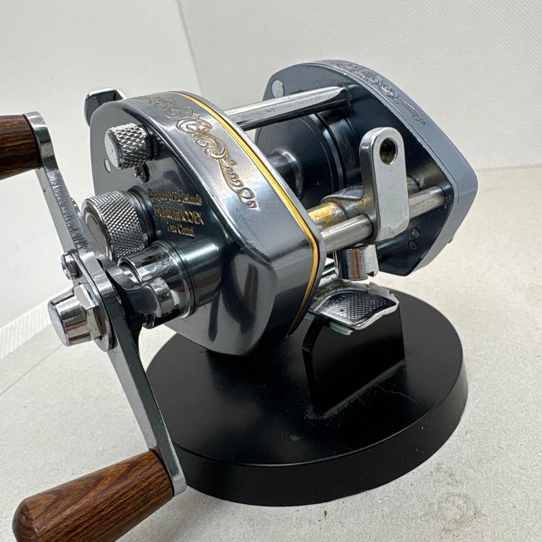 シマノバンタム100ＥＸベイトリール メタルボディ 木製ハンドル
