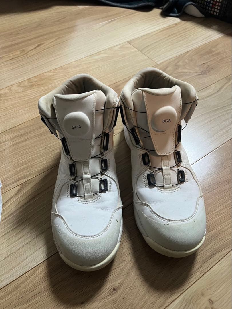 ◆アシックス安全靴CP304ホワイト×ホワイト☆限定色☆