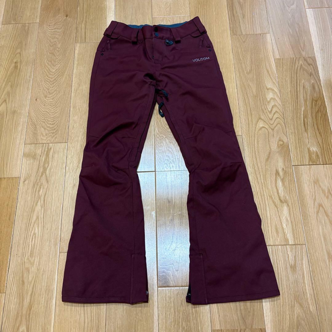【極美品】VOLCOM ボルコム スノボーウェア 上下セット レディース M/S