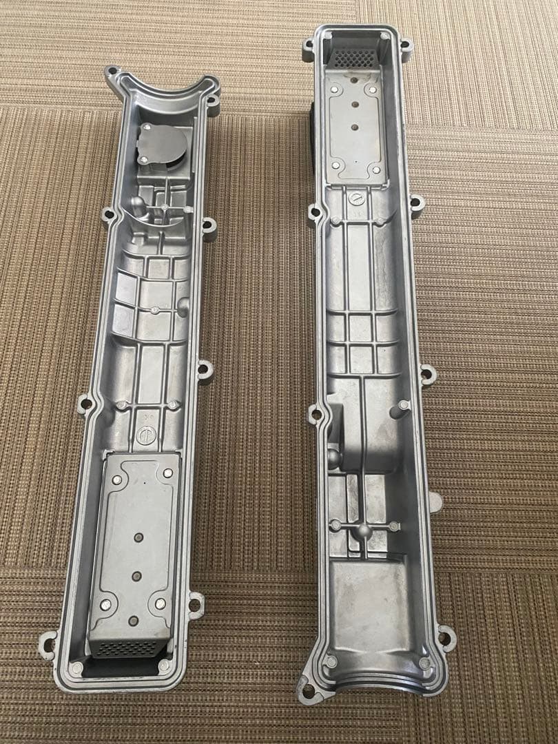 JZX100用シリンダーヘッドカバーセット 1JZ/2JZ GE用 バラ売り不可